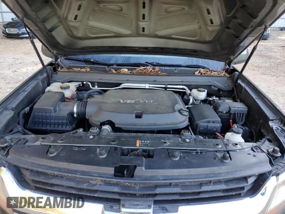 ✅ 2018 Chevrolet Colorado 4WD Work Truck • VIN: 1GCGTBEN9J1250385 • Lot: 87182265. Wystawiony na Copart z przebiegiem 95 530 mil. Bezpłatny archiwum sprzedaży aukcyjnych z USA i szczegółowy raport historii pojazdu na DreamBid. Zdjęcie 11.