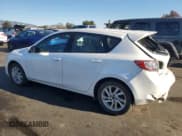 ✅ 2013 Mazda 3 i Grand Touring • VIN: JM1BL1MP2D1819346 • Lot: 90125895. Listed on Copart with 145,132 mi. Free auction sales archive from the USA and detailed vehicle history report at DreamBid. Image 2.