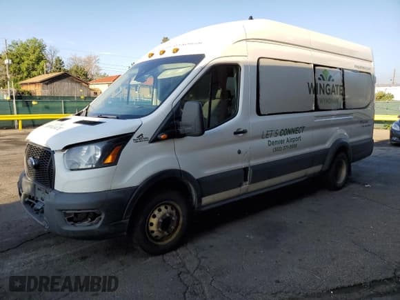 ✅ 2023 Ford Transit Passenger XL • VIN: 1FBVU4X89PKA32350 • Lot: 59896355. Listed on Copart with 268,200 mi. Free auction sales archive from the USA and detailed vehicle history report at DreamBid. Image 1.