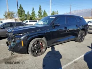 ✅ 2023 BMW XM • VIN: 5YM23CS08P9R97700 • Лот: 79049744. Опубликован ранее на Copart с пробегом Не указан. Бесплатный доступ к архиву аукционных продаж из США и подробный отчёт об истории автомобиля на DreamBid. Изображение 1.