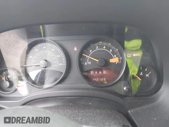 ✅ 2017 Jeep Patriot Sport • VIN: 1C4NJPBA6HD207420 • Lot: 42279430. Listed on IAAI with 142,129 mi. Free auction sales archive from the USA and detailed vehicle history report at DreamBid. Image 7.