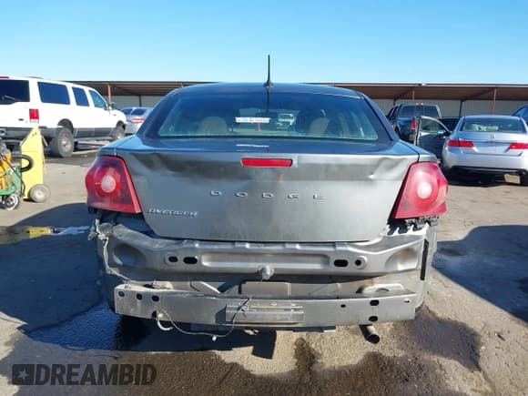 ✅ 2013 Dodge Avenger SE • VIN: 1C3CDZAB9DN617836 • Лот: 41349075. Опубликован ранее на IAAI с пробегом 133 583 миль. Бесплатный доступ к архиву аукционных продаж из США и подробный отчёт об истории автомобиля на DreamBid. Изображение 16.