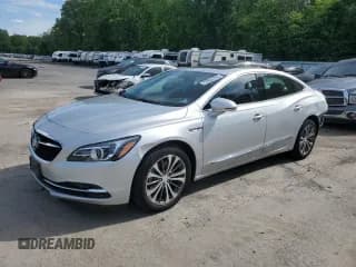 ✅ 2019 Buick LaCrosse Essence • VIN: 1G4ZP5SS0KU125053 • Lot: 57624755. Listed on Copart with 30,481 mi. Free auction sales archive from the USA and detailed vehicle history report at DreamBid. Image 1.