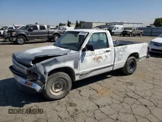 ✅ 1992 Chevrolet S-10 • VIN: 1GCCS14R0N8191059 • Lot: 71887625. Wystawiony na Copart z przebiegiem 99 999 mil. Bezpłatny archiwum sprzedaży aukcyjnych z USA i szczegółowy raport historii pojazdu na DreamBid. Zdjęcie 1.