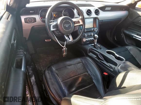 ✅ 2016 Ford Mustang EcoBoost Premium • VIN: 1FATP8UH6G5253706 • Lot: 85899995. Listed on Copart with 194,565 mi. Free auction sales archive from the USA and detailed vehicle history report at DreamBid. Image 8.