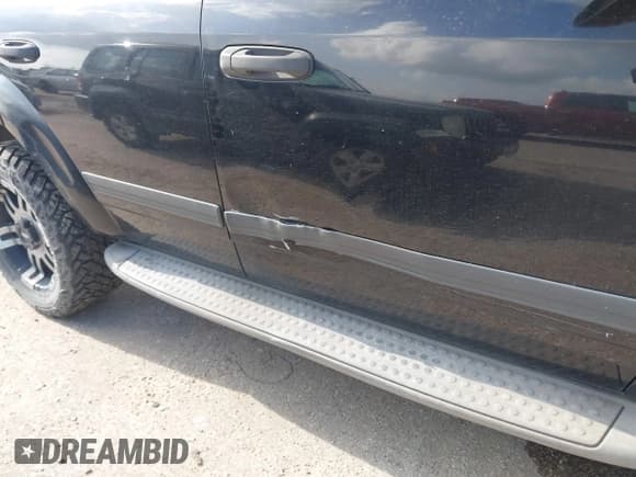 ✅ 2006 Dodge Durango SXT • VIN: 1D4HB38NX6F129130 • Лот: 42736283. Опубликован ранее на IAAI с пробегом 196 389 миль. Бесплатный доступ к архиву аукционных продаж из США и подробный отчёт об истории автомобиля на DreamBid. Изображение 13.