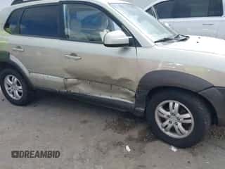 2006 Hyundai Tucson GLS with VIN KM8JN72D86U257564, listed as a IAAI auction lot 43199464 with 99,221 mi miles and . Bid and sale history available at DreamBid. Image 6.