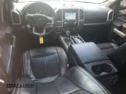 ✅ 2018 Ford F-150 XL • VIN: 1FTEW1CG7JKE74987 • Lot: 67151195. Wystawiony na Copart z przebiegiem 256 820 mil. Bezpłatny archiwum sprzedaży aukcyjnych z USA i szczegółowy raport historii pojazdu na DreamBid. Zdjęcie 8.