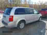 2009 Dodge Grand Caravan SE with VIN 1D8HN44E19B505419, listed as a IAAI auction lot 43603640 with 208,062 mi miles and . Bid and sale history available at DreamBid. Image 4.