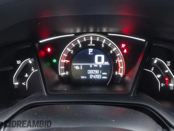 ✅ 2017 Honda Civic LX • VIN: 2HGFC2F57HH542429 • Lot: 43711553. Wystawiony na IAAI z przebiegiem 80 981 mil. Bezpłatny archiwum sprzedaży aukcyjnych z USA i szczegółowy raport historii pojazdu na DreamBid. Zdjęcie 7.