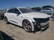 ✅ 2024 Audi SQ8 E-Tron • VIN: WA16CBGE7RB039484 • Lot: 64519814. Listed on Copart with 4,752 mi. Free auction sales archive from the USA and detailed vehicle history report at DreamBid. Image 4.