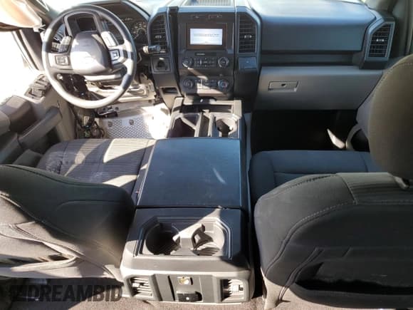 ✅ 2019 Ford F-150 XL • VIN: 1FTEW1CP6KFD52910 • Lot: 89633405. Listed on Copart with 89,667 mi. Free auction sales archive from the USA and detailed vehicle history report at DreamBid. Image 8.