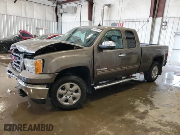 ✅ 2013 GMC Sierra 1500 SLT • VIN: 1GTR2WE79DZ202136 • Lot: 60446845. Listed on Copart with 121,138 mi. Free auction sales archive from the USA and detailed vehicle history report at DreamBid. Image 1.