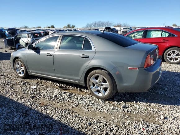 ✅ 2009 Chevrolet Malibu 1LT • VIN: 1G1ZH57B294185266 • Lot: 80084674. Listed on Copart with 195,986 mi. Free auction sales archive from the USA and detailed vehicle history report at DreamBid. Image 2.