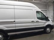 ✅ 2022 Ford Transit Cargo • VIN: 1FTBR3U80NKA65006 • Lot: 43872189. Wystawiony na IAAI z przebiegiem 42 872 mil. Bezpłatny archiwum sprzedaży aukcyjnych z USA i szczegółowy raport historii pojazdu na DreamBid. Zdjęcie 13.