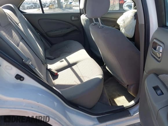 ✅ 2005 Nissan Sentra S • VIN: 3N1CB51D35L565135 • Lot: 41643080. Wystawiony na IAAI z przebiegiem 184 003 mil. Bezpłatny archiwum sprzedaży aukcyjnych z USA i szczegółowy raport historii pojazdu na DreamBid. Zdjęcie 8.