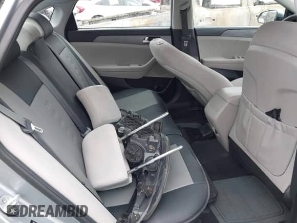 2017 Hyundai Sonata 2.4L с VIN 5NPE24AF4HH587635, выставлен на аукционе IAAI как лот 43499566 с пробегом 78 746 миль миль и . История ставок и продаж доступна на DreamBid. Изображение 8.