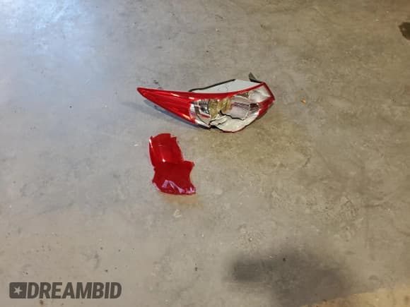 ✅ 2013 Hyundai Sonata GLS • VIN: 5NPEB4AC4DH518590 • Lot: 85145995. Listed on Copart with 100,433 mi. Free auction sales archive from the USA and detailed vehicle history report at DreamBid. Image 12.