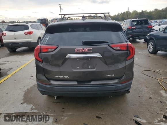 ✅ 2020 GMC Terrain SLE • VIN: 3GKALTEV2LL111758 • Lot: 90668165. Wystawiony na Copart z przebiegiem Nie podano. Bezpłatny archiwum sprzedaży aukcyjnych z USA i szczegółowy raport historii pojazdu na DreamBid. Zdjęcie 6.