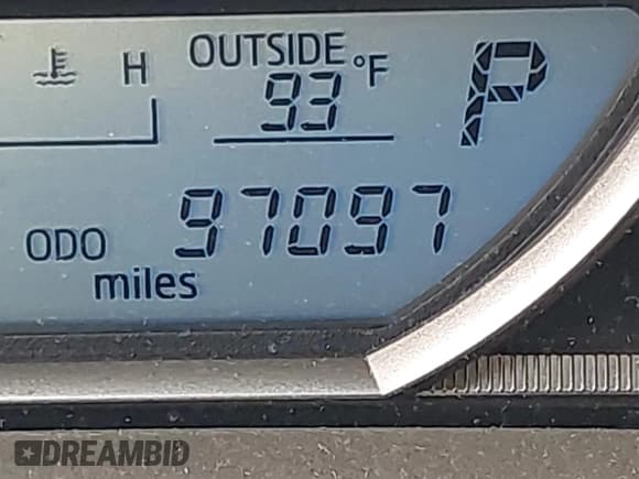 ✅ 2015 Toyota RAV4 LE • VIN: JTMZFREV6FD073194 • Лот: 43614810. Опубликован ранее на IAAI с пробегом 97 097 миль. Бесплатный доступ к архиву аукционных продаж из США и подробный отчёт об истории автомобиля на DreamBid. Изображение 15.