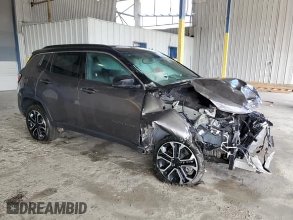 ✅ 2023 Jeep Compass Limited • VIN: 3C4NJDCN4PT564779 • Лот: 46631915. Опубликован ранее на Copart с пробегом 15 751 миль. Бесплатный доступ к архиву аукционных продаж из США и подробный отчёт об истории автомобиля на DreamBid. Изображение 4.