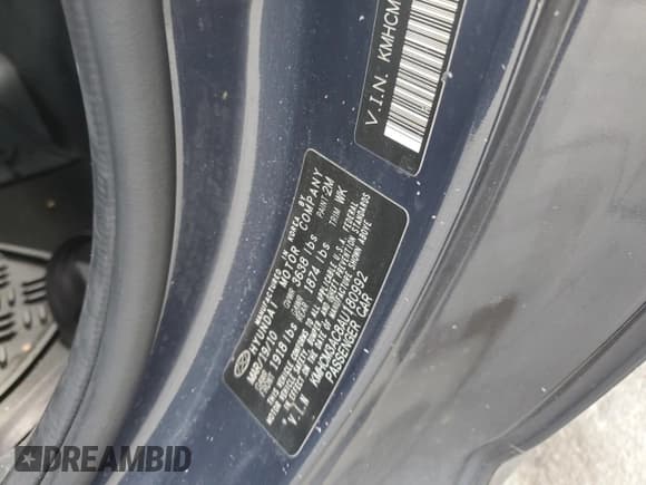 ✅ 2010 Hyundai Accent GS • VIN: KMHCM3AC8AU180992 • Lot: 93298205. Listed on Copart with Not provided. Free auction sales archive from the USA and detailed vehicle history report at DreamBid. Image 12.