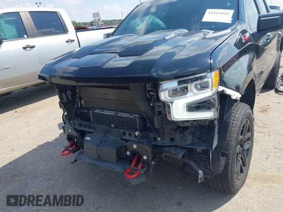 ✅ 2023 Chevrolet Silverado 1500 LT Trail Boss • VIN: 3GCUDFE82PG144503 • Lot: 43161010. Wystawiony na IAAI z przebiegiem 59 142 mil. Bezpłatny archiwum sprzedaży aukcyjnych z USA i szczegółowy raport historii pojazdu na DreamBid. Zdjęcie 6.