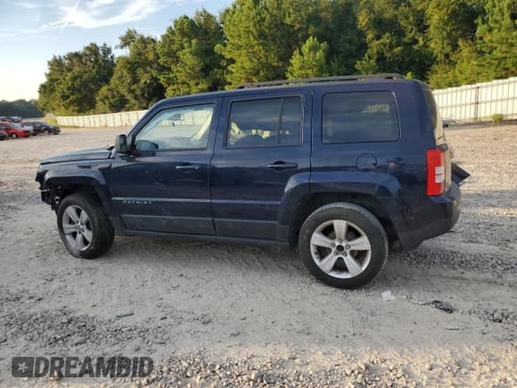 ✅ 2016 Jeep Patriot Latitude • VIN: 1C4NJPFB0GD711768 • Lot: 80030395. Wystawiony na Copart z przebiegiem 117 066 mil. Bezpłatny archiwum sprzedaży aukcyjnych z USA i szczegółowy raport historii pojazdu na DreamBid. Zdjęcie 2.