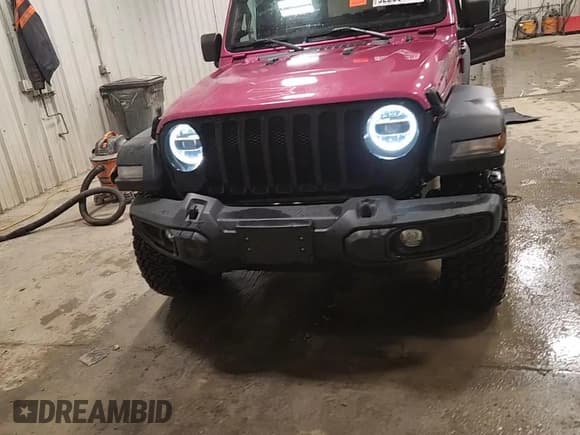 ✅ 2022 Jeep Wrangler Unlimited Sport Altitude • VIN: 1C4HJXDM6NW142363 • Lot: 92296445. Listed on Copart with 86,574 mi. Free auction sales archive from the USA and detailed vehicle history report at DreamBid. Image 14.