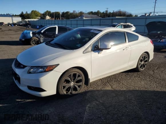 ✅ 2012 Honda Civic Si • VIN: 2HGFG4A59CH704240 • Lot: 86081095. Listed on Copart with 210,632 mi. Free auction sales archive from the USA and detailed vehicle history report at DreamBid. Image 1.