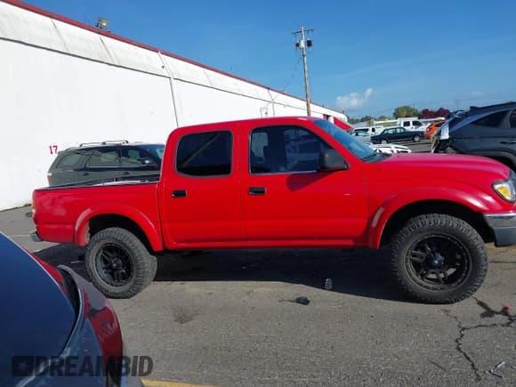 ✅ 2003 Toyota Tacoma PreRunner • VIN: 5TEGN92N53Z258595 • Лот: 43567002. Опубликован ранее на IAAI с пробегом 179 803 миль. Бесплатный доступ к архиву аукционных продаж из США и подробный отчёт об истории автомобиля на DreamBid. Изображение 12.