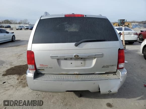 ✅ 2009 Chrysler Aspen Limited • VIN: 1A8HW58P09F712995 • Lot: 81955094. Wystawiony na Copart z przebiegiem Nie podano. Bezpłatny archiwum sprzedaży aukcyjnych z USA i szczegółowy raport historii pojazdu na DreamBid. Zdjęcie 6.