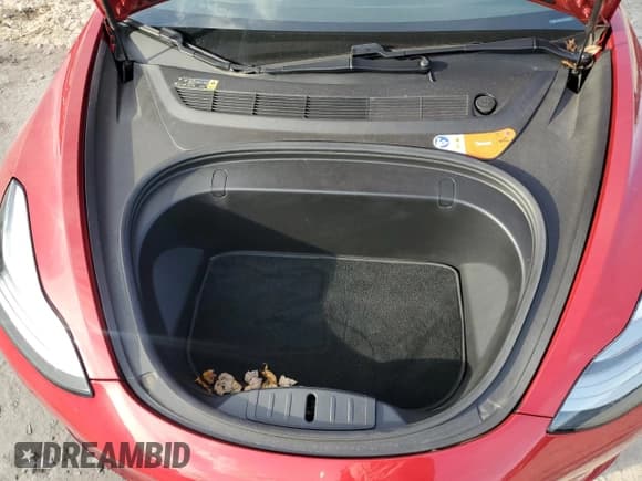 ✅ 2018 Tesla Model 3 Long Range Battery • VIN: 5YJ3E1EA2JF009758 • Lot: 91775525. Wystawiony na Copart z przebiegiem 50 195 mil. Bezpłatny archiwum sprzedaży aukcyjnych z USA i szczegółowy raport historii pojazdu na DreamBid. Zdjęcie 11.