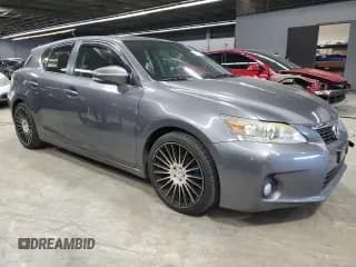 ✅ 2012 Lexus CT 200h Premium • VIN: JTHKD5BH6C2065925 • Lot: 92911655. Wystawiony na Copart z przebiegiem 77 813 mil. Bezpłatny archiwum sprzedaży aukcyjnych z USA i szczegółowy raport historii pojazdu na DreamBid. Zdjęcie 4.