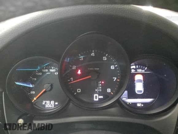 ✅ 2017 Porsche Macan • VIN: WP1AA2A51HLB09504 • Лот: 68022715. Опубликован ранее на Copart с пробегом 27 918 миль. Бесплатный доступ к архиву аукционных продаж из США и подробный отчёт об истории автомобиля на DreamBid. Изображение 9.