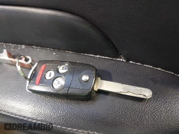 ✅ 2011 Acura MDX Advance • VIN: 2HNYD2H73BH518391 • Lot: 41533415. Wystawiony na IAAI z przebiegiem Nie podano. Bezpłatny archiwum sprzedaży aukcyjnych z USA i szczegółowy raport historii pojazdu na DreamBid. Zdjęcie 11.