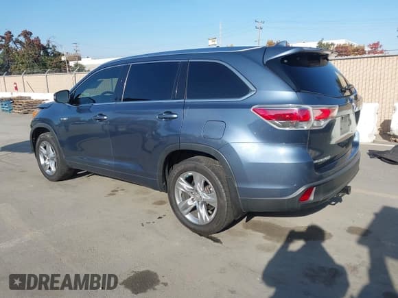 ✅ 2014 Toyota Highlander Limited • VIN: 5TDDCRFH3ES004543 • Лот: 43785879. Опубликован ранее на IAAI с пробегом 169 510 миль. Бесплатный доступ к архиву аукционных продаж из США и подробный отчёт об истории автомобиля на DreamBid. Изображение 3.