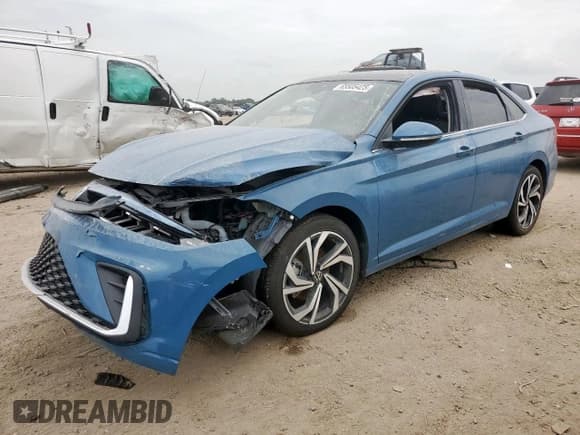 ✅ 2025 Volkswagen Jetta SEL • VIN: 3VWGX7BU3SM060757 • Lot: 65505425. Listed on Copart with 3,181 mi. Free auction sales archive from the USA and detailed vehicle history report at DreamBid. Image 1.