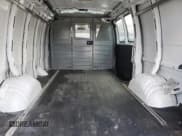 ✅ 2022 GMC Savana • VIN: 1GTZ7GF71N1139801 • Lot: 87537345. Wystawiony na Copart z przebiegiem 66 731 mil. Bezpłatny archiwum sprzedaży aukcyjnych z USA i szczegółowy raport historii pojazdu na DreamBid. Zdjęcie 10.