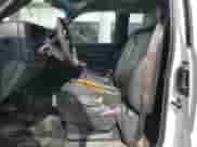 ✅ 2002 Chevrolet Silverado 1500 • VIN: 2GCEC19W521137601 • Lot: 73087944. Wystawiony na Copart z przebiegiem 182 363 mil mil. Skorzystaj z bezpłatnego archiwum sprzedaży aukcyjnych z USA i zobacz szczegółowy raport historii pojazdu na DreamBid. Zdjęcie 7.