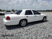 ✅ 2004 Ford Crown Victoria Standard • VIN: 2FAFP73WX4X118813 • Lot: 66515145. Wystawiony na Copart z przebiegiem 123 166 mil. Bezpłatny archiwum sprzedaży aukcyjnych z USA i szczegółowy raport historii pojazdu na DreamBid. Zdjęcie 3.