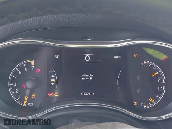 ✅ 2020 Jeep Grand Cherokee Altitude • VIN: 1C4RJEAG9LC203470 • Lot: 43263713. Wystawiony na IAAI z przebiegiem 119 206 mil. Bezpłatny archiwum sprzedaży aukcyjnych z USA i szczegółowy raport historii pojazdu na DreamBid. Zdjęcie 15.