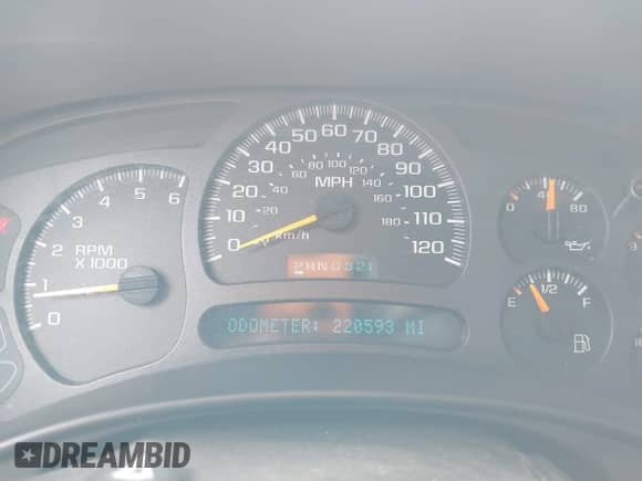 2004 Chevrolet Silverado 1500 with VIN 2GCEK19T541307676, listed as a IAAI auction lot 41864501 with 220,593 mi miles and . Bid and sale history available at DreamBid. Image 7.