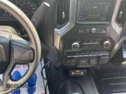 ✅ 2020 Chevrolet Silverado 2500HD • VIN: 1GC0YLE77LF271333 • Лот: 61425455. Опубликован ранее на Copart с пробегом 4 340 миль. Бесплатный доступ к архиву аукционных продаж из США и подробный отчёт об истории автомобиля на DreamBid. Изображение 9.