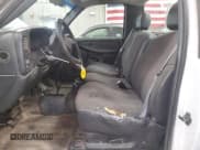 ✅ 2001 Chevrolet Silverado 2500HD • VIN: 1GCHK24G41E236753 • Lot: 67793055. Listed on Copart with 182,875 mi. Free auction sales archive from the USA and detailed vehicle history report at DreamBid. Image 7.