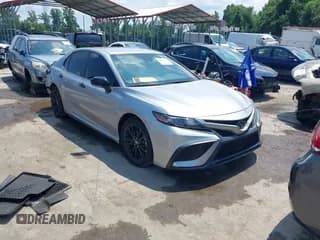 ✅ 2022 Toyota Camry SE • VIN: 4T1G11BKXNU068768 • Лот: 42742711. Опубликован ранее на IAAI с пробегом 47 289 миль. Бесплатный доступ к архиву аукционных продаж из США и подробный отчёт об истории автомобиля на DreamBid. Изображение 1.
