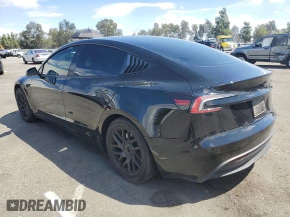 ✅ 2024 Tesla Model 3 • VIN: 5YJ3E1EA4RF722656 • Лот: 81496945. Опубликован ранее на Copart с пробегом 29 705 миль. Бесплатный доступ к архиву аукционных продаж из США и подробный отчёт об истории автомобиля на DreamBid. Изображение 2.