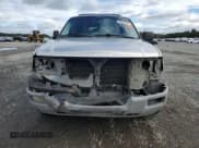 ✅ 2003 Ford Expedition Special Service • VIN: 1FMEU15L63LA43517 • Lot: 82334815. Wystawiony na Copart z przebiegiem 245 010 mil. Bezpłatny archiwum sprzedaży aukcyjnych z USA i szczegółowy raport historii pojazdu na DreamBid. Zdjęcie 5.