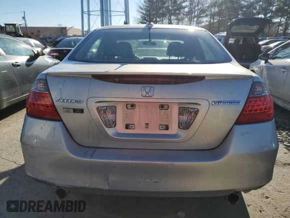 2007 Honda Accord с VIN JHMCN36557C003485, выставлен на аукционе Copart как лот 83276614 с пробегом 199 657 миль миль и Чистый • Clean title. История ставок и продаж доступна на DreamBid. Изображение 6.