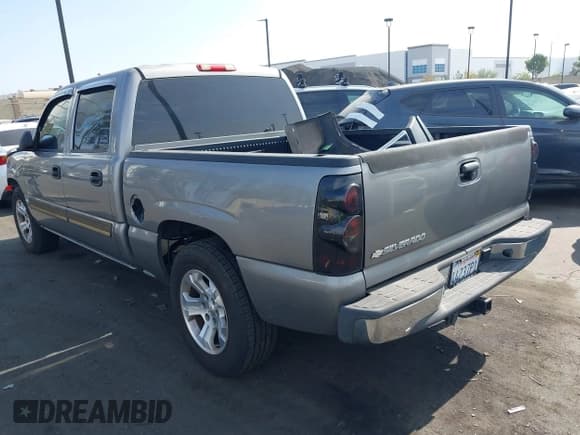 ✅ 2007 Chevrolet Silverado 1500 LS • VIN: 2GCEC13V271132976 • Лот: 43623463. Опубликован ранее на IAAI с пробегом 175 230 миль. Бесплатный доступ к архиву аукционных продаж из США и подробный отчёт об истории автомобиля на DreamBid. Изображение 3.